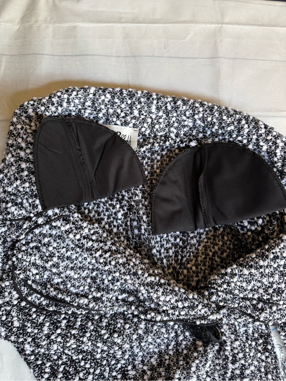 Joseph Ribkoff Black and White Textured Knit Blazer tweed ruffled collar jacket - Picture 16 of 16